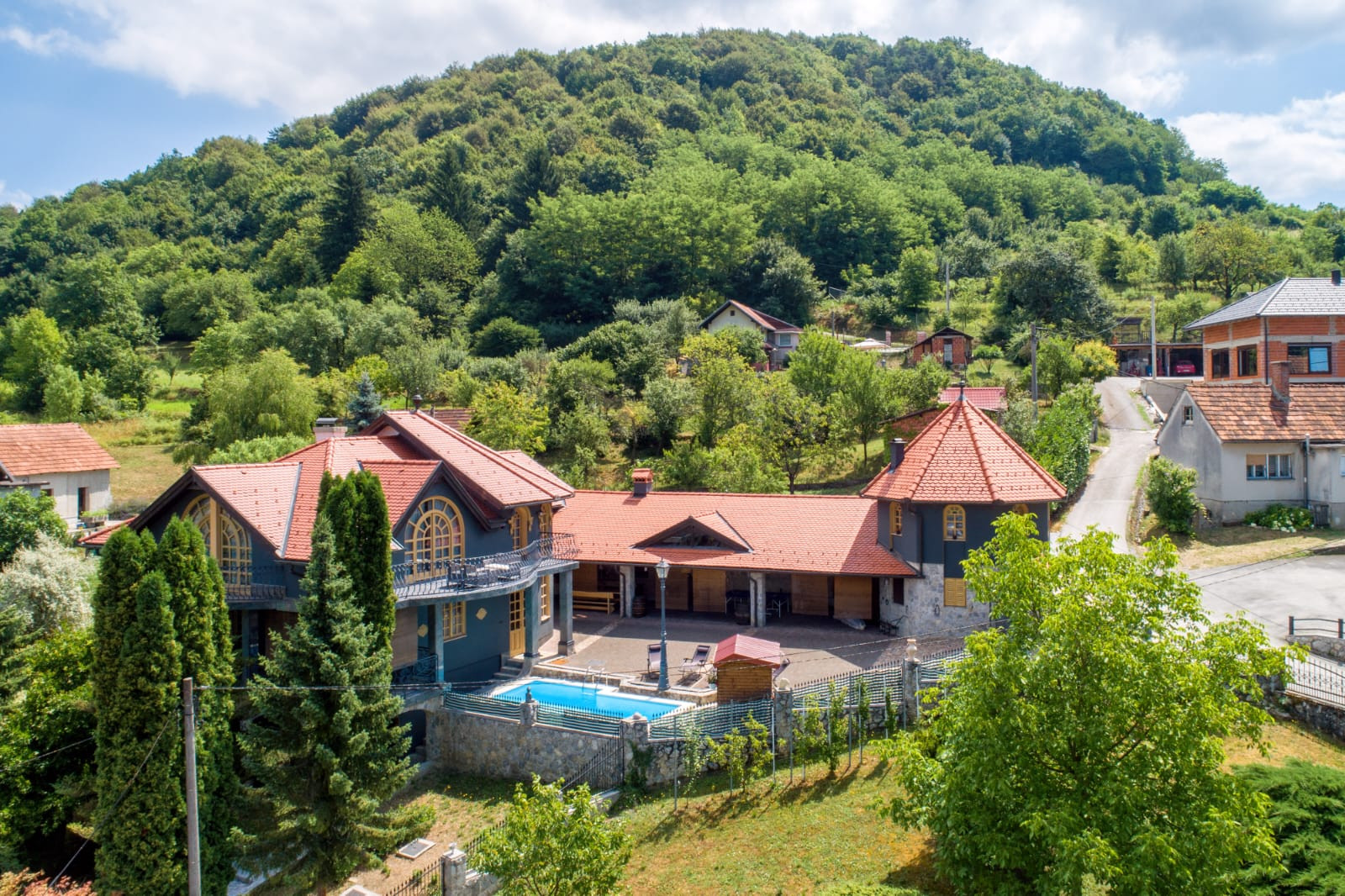 Villa Requiem - Peaceful Holiday Home With Pool, Sauna And Plenty Of Amenities, Villa Requiem   Benkovec